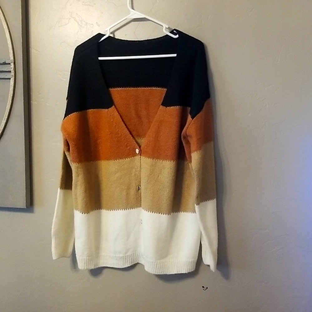Cardigan sweater